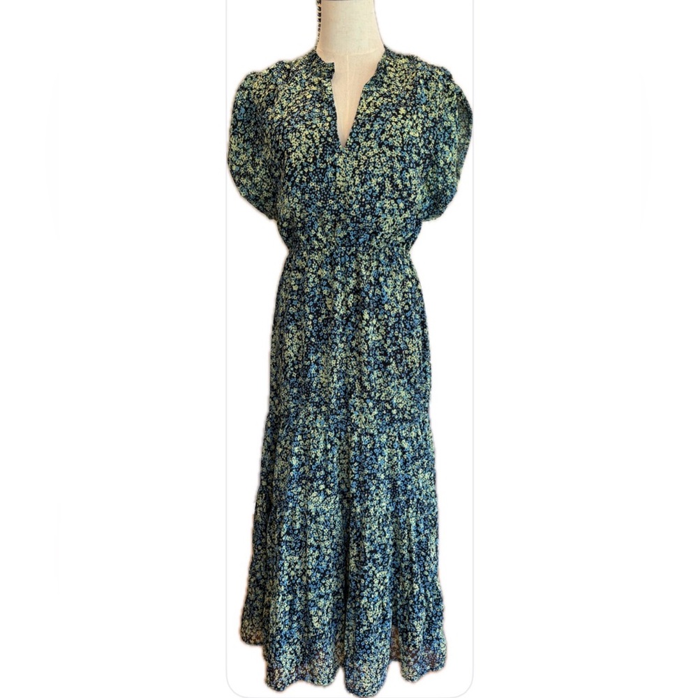 Steve Madden NWT V-Neck Cap Sleeves Waisted Blue Print Long Dress S